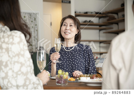 大人の女子会 89264883