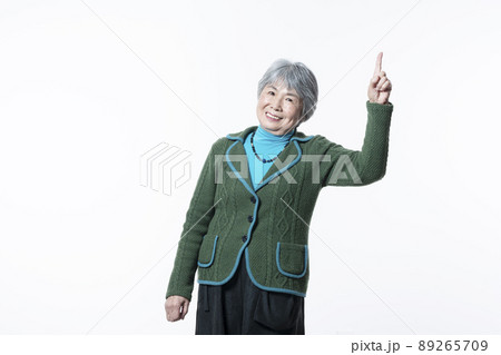 シニアのポージング 89265709