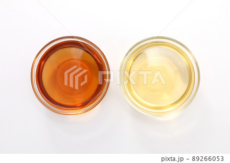 お酢と黒酢 89266053