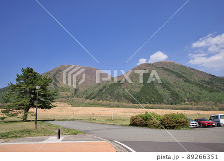 〈島根県〉三瓶山 西の原 〈島根県〉三瓶山 西の原 89266351