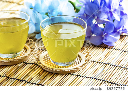 冷たい緑茶 冷たい緑茶 89267726