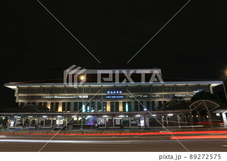 鉄道駅 鉄道駅舎 電車の駅 89272575