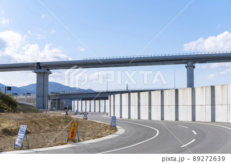 青空と気仙沼湾横断橋 青空と気仙沼湾横断橋 89272639