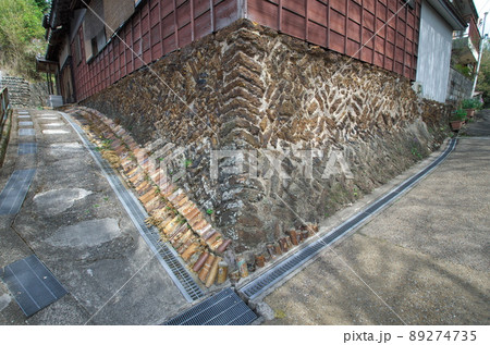 愛知県瀬戸市：窯垣の小径（鬼板・ツクによる擁壁） 89274735