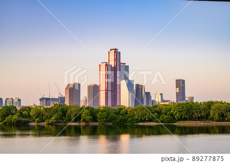 建物 空 ビル 89277875