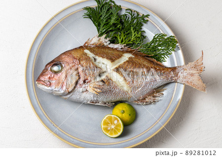 鯛の塩焼き 89281012