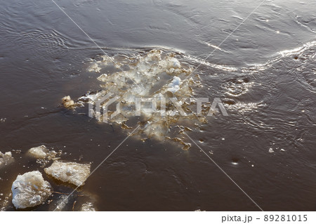 ice floe drifts downstream in springtime. spring flood. ice floe drifts downstream in springtime. spring flood. 89281015