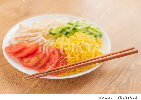 冷やし中華はじめました 冷やし中華はじめました 89283623