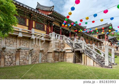 Bulguksa Buddhist temple in Gyeongju, South Korea Bulguksa Buddhist temple in Gyeongju, South Korea 89283993
