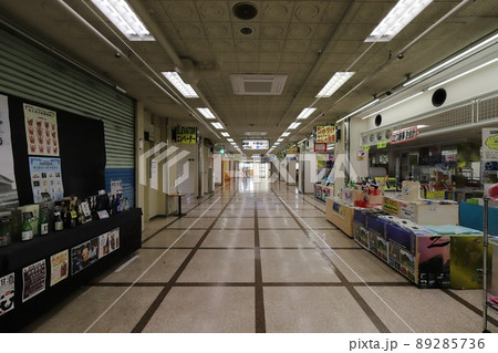 新潟　佐渡　佐渡汽船両津港ターミナル　シータウン商店街 89285736