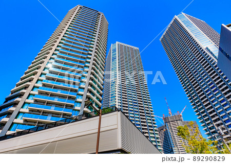 東京 中央区晴海の都市風景 晴海埠頭のタワーマンション 東京 中央区晴海の都市風景 晴海埠頭のタワーマンション 89290829