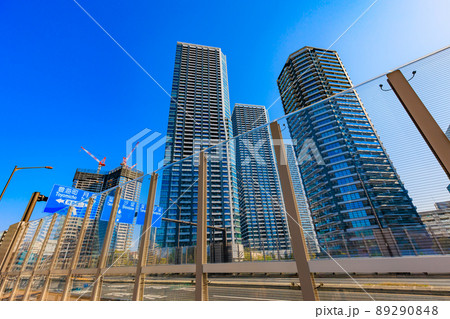 東京 中央区晴海の都市風景 晴海埠頭のタワーマンション 東京 中央区晴海の都市風景 晴海埠頭のタワーマンション 89290848