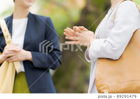 働く人々　屋外　パーツカット 89291479