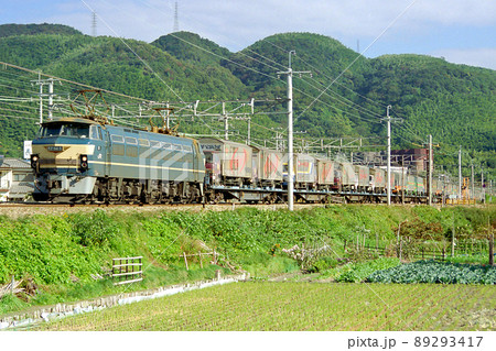 昔の鉄道貨物 ピギーバック輸送専用列車の写真素材 [89293417] - PIXTA