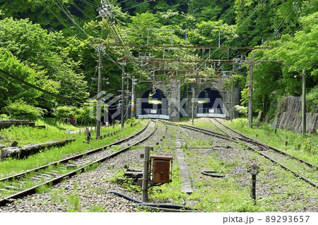 旧信越線廃線跡の碓氷峠横川寄りのアプトの道の熊ノ平駅 89293657