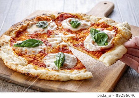 ピザ　マルゲリータ 89296646