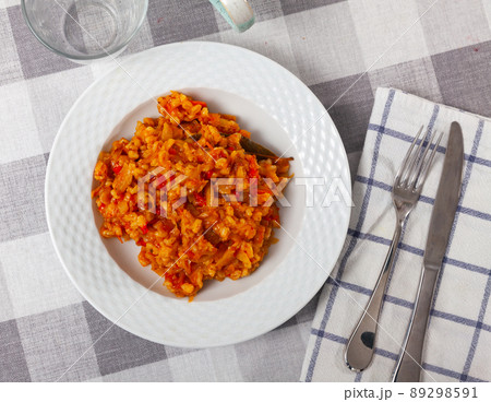 Cabbage barley stew with tomatoes, carrots and onion 89298591