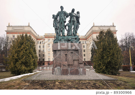 monument of student construction teams near the Moscow State University building in Moscow monument of student construction teams near the Moscow State University building in Moscow 89300966