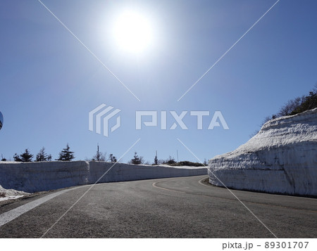 雪の回廊　雪の壁　蔵王エコーライン 89301707