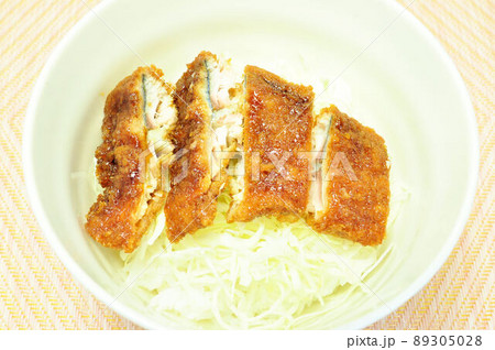 さばカツ丼 89305028