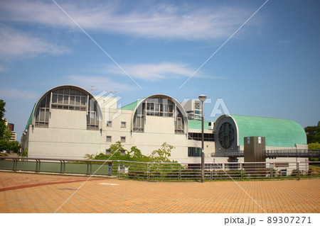 北九州市立中央図書館 89307271