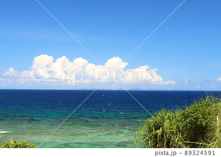 沖縄県 今帰仁村 古宇利島 ティーヌ浜 沖縄県 今帰仁村 古宇利島 ティーヌ浜 89324591