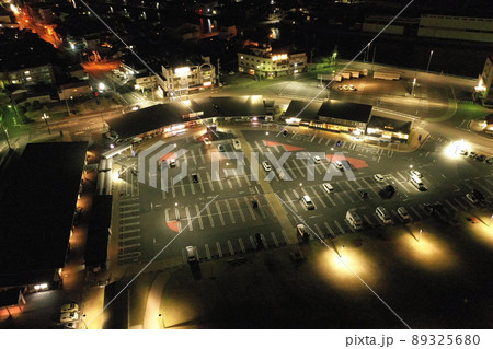 道の駅「八幡浜みなっと」の夜景の空撮 89325680