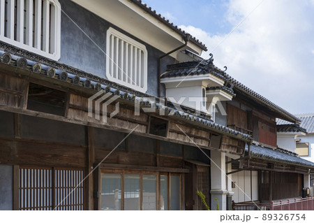 【徳島県】脇町うだつの町並み 89326754