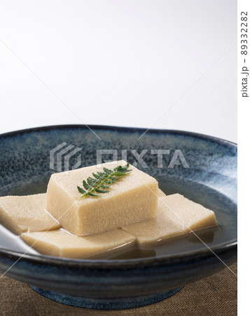 高野豆腐の煮物 89332282