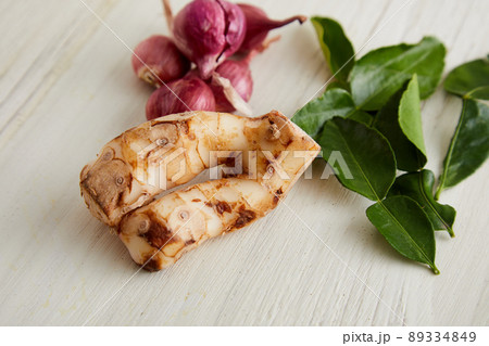 トムヤンクンを作るための食材の集合写真 89334849