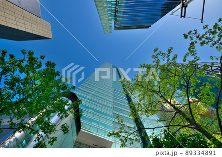 汐留巨大複合都市 シオサイトの超高層ビル群の風景 89334891