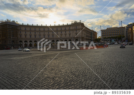 共和国広場　テルミニ駅　周辺 89335639