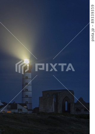 Saint-Mathieu Lighthouse, Pointe Saint-Mathieu in Plougonvelin, Finistere, France 89339359