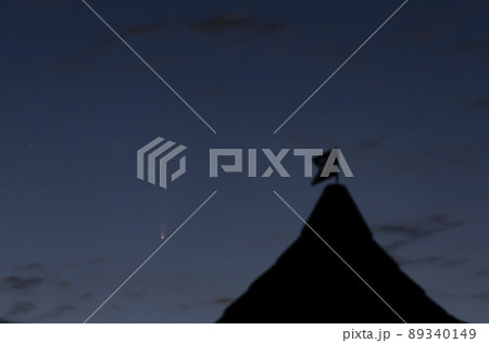 Comet Neowis with the Kuzelov windmill, Southern Moravia, Czech Republic 89340149