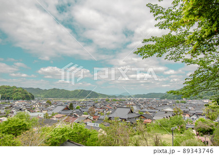 兵庫県出石城からの街並み風景 89343746