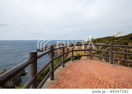 和歌山県白浜町三段壁 和歌山県白浜町三段壁 89347382