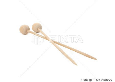 Wooden knitting needles isolated on white background 89348655