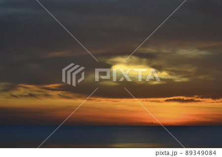 Sunset At The Beach, Tanjung Aru Beach, Kota Kinabalu, Borneo,Sabah, Malaysia 89349084