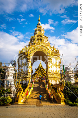 Wat Saeng Kaeo Phothiyan temple in Chiang Rai, Thailand 89351059