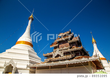 Wat Phrathat Doi Kongmu temple in Mae Hong Son, Thailand 89351095
