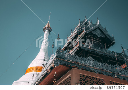 Wat Phrathat Doi Kongmu temple in Mae Hong Son, Thailand 89351507