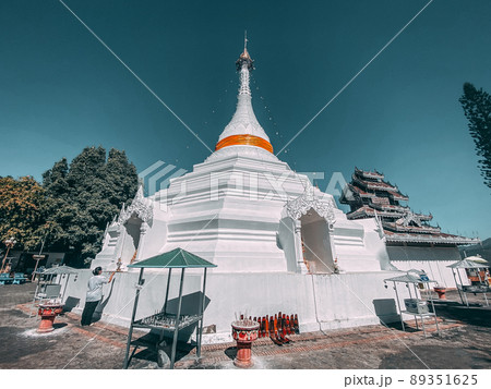 Wat Phrathat Doi Kongmu temple in Mae Hong Son, Thailand 89351625