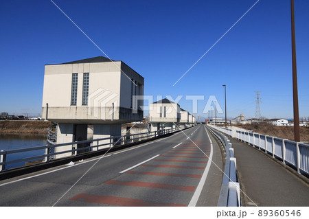埼玉県深谷市の六堰頭首工(重忠橋)の風景 89360546