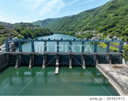徳島県三好市　池田ダム 89362973