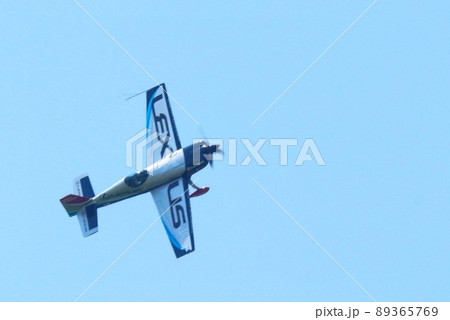 プロペラ飛行機 89365769
