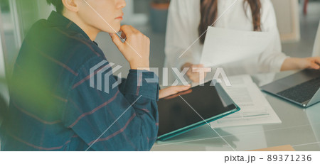 大学生・専門学校生もしくはビジネスパーソン 89371236