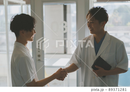 医療従事者 89371281