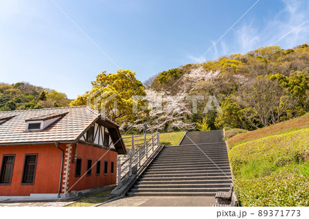 徳島県鳴門市 ドイツ兵捕虜がいたことでドイツとの友好の架け橋の象徴であるドイツ館前の第九演奏広場 徳島県鳴門市 ドイツ兵捕虜がいたことでドイツとの友好の架け橋の象徴であるドイツ館前の第九演奏広場 89371773