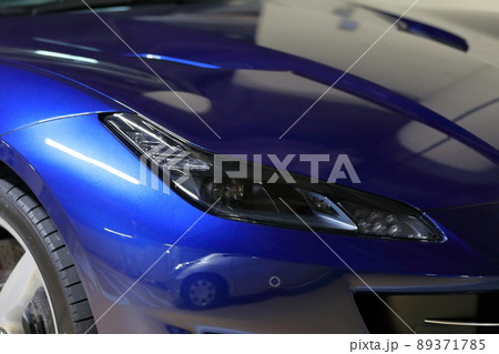 車のヘッドライト イメージ 車のヘッドライト イメージ 89371785