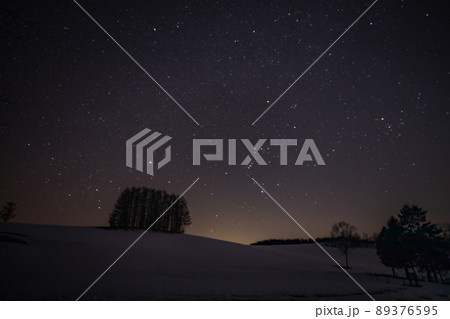 【北海道美瑛町】マイルドセブンの丘と星空 【北海道美瑛町】マイルドセブンの丘と星空 89376595